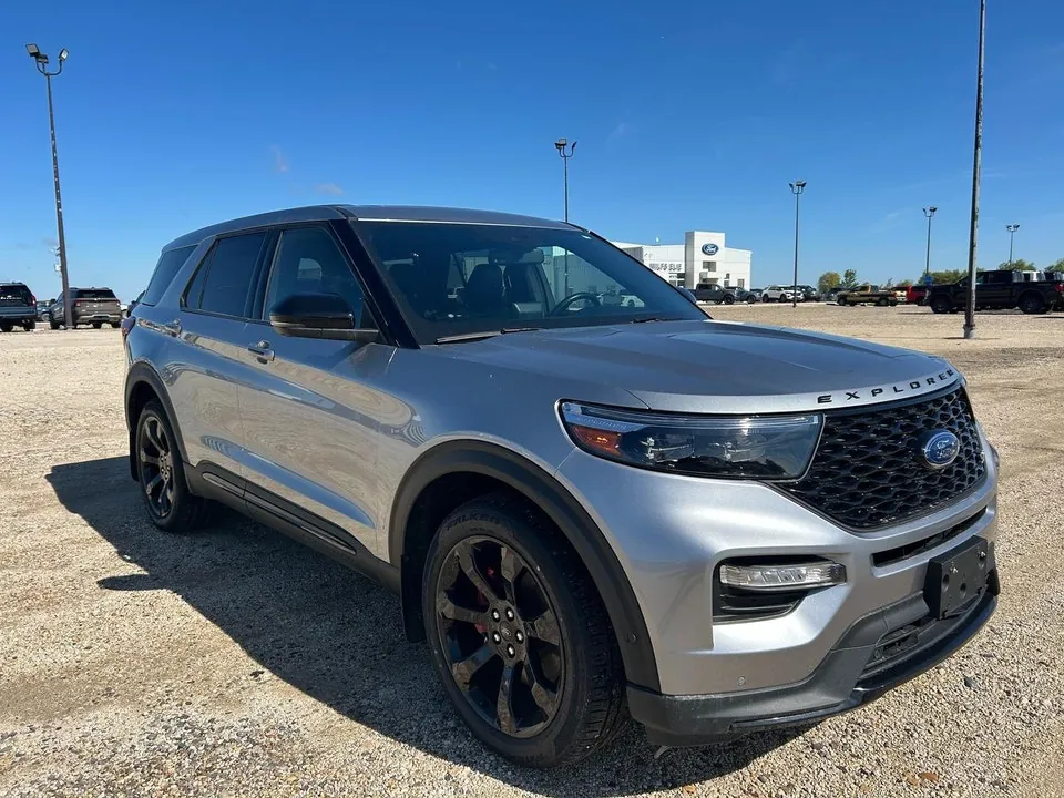 Ford Explorer 2022 photo 3