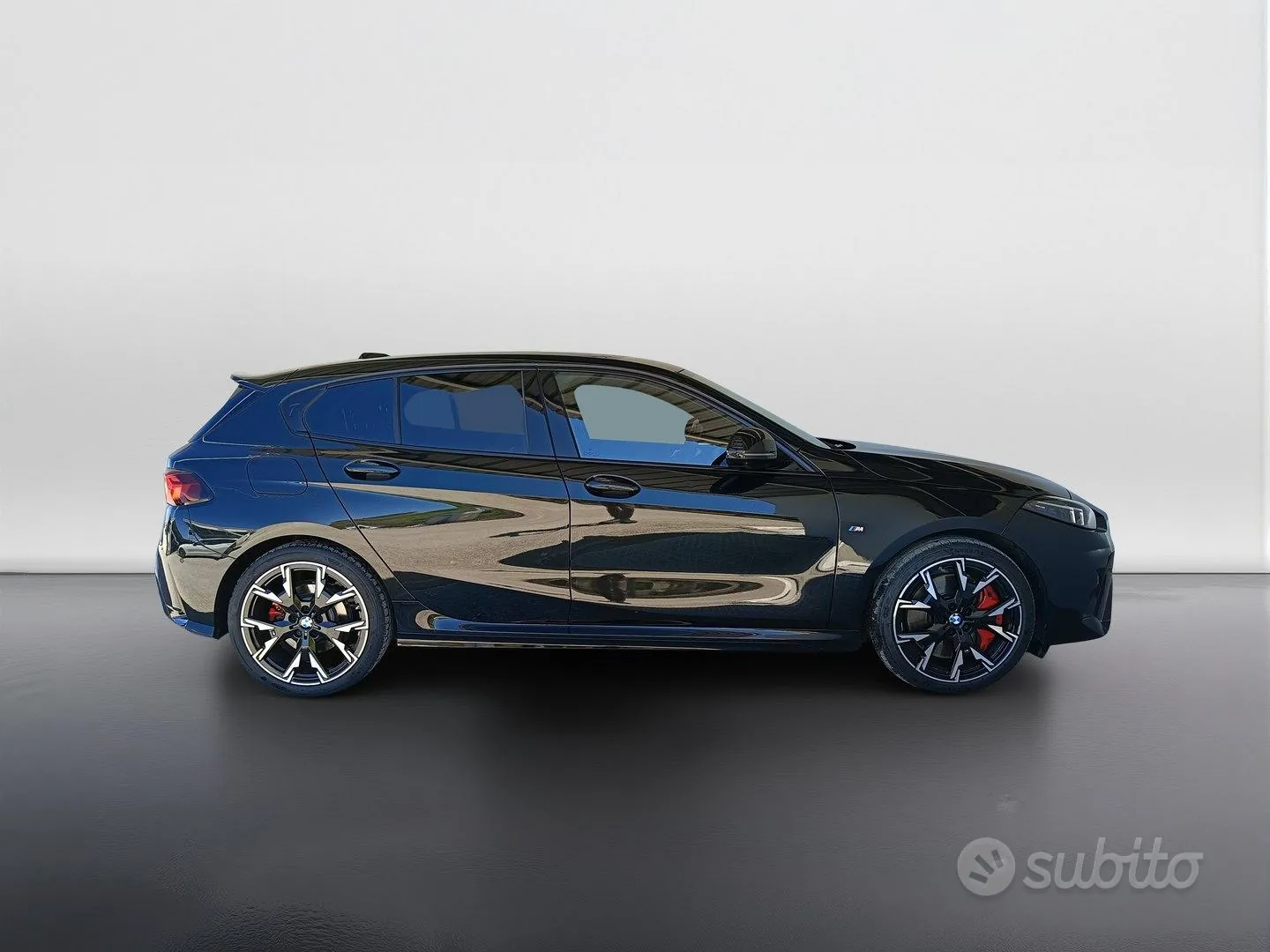 BMW 1 Series 2025 photo 3