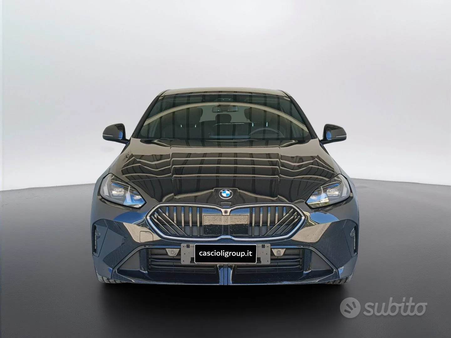 BMW 1 Series 2025 photo 2