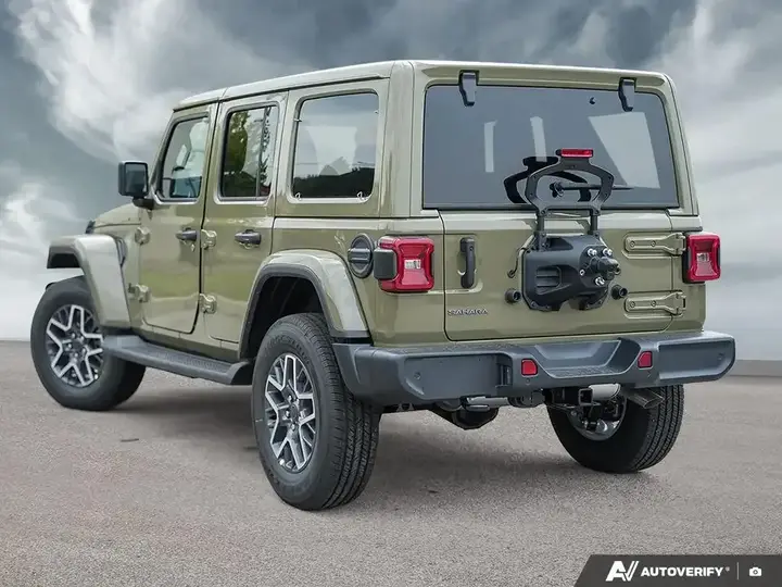 Jeep Wrangler 2026 photo 4