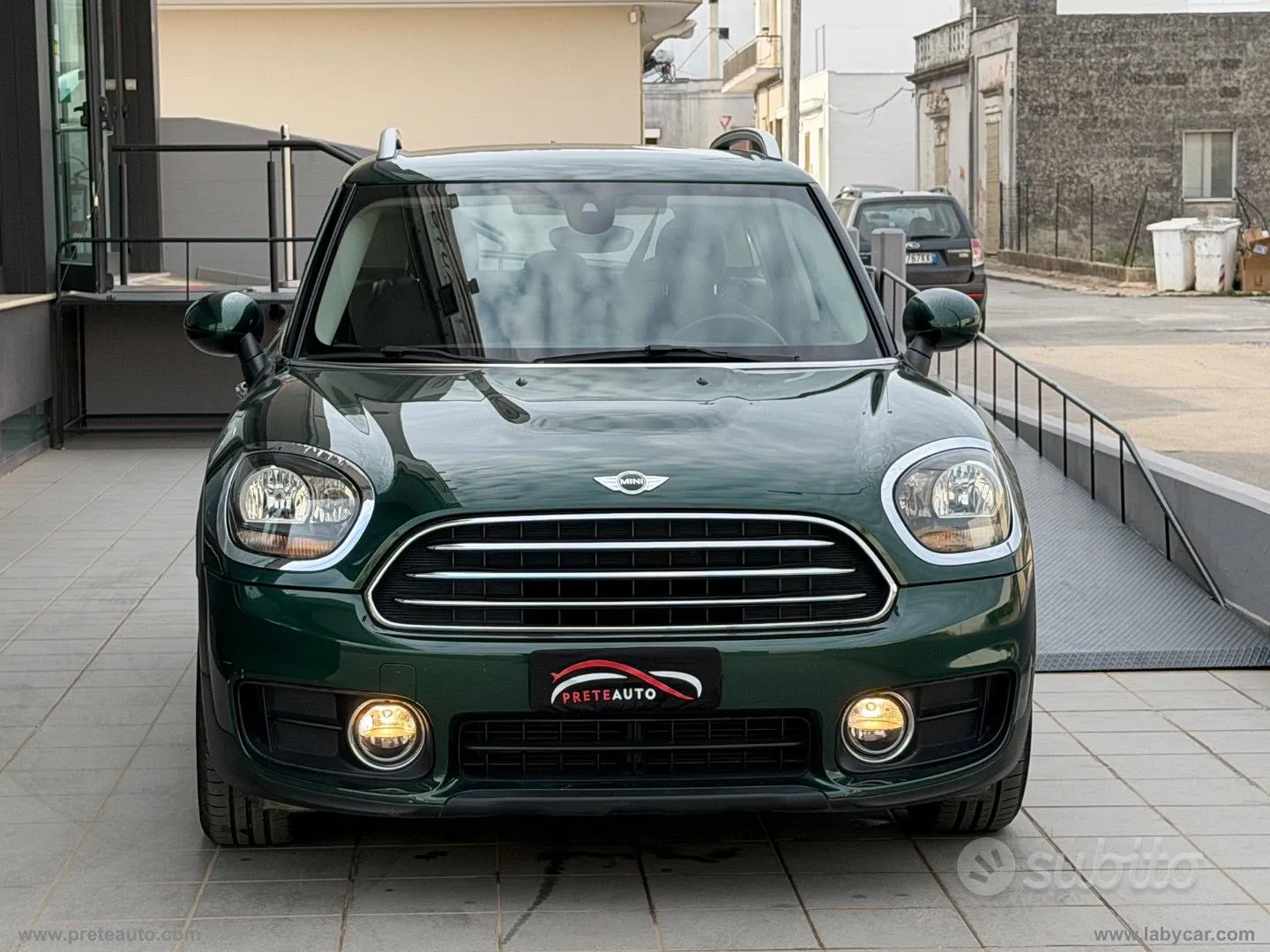Mini Mini Countryman 2017 photo 2