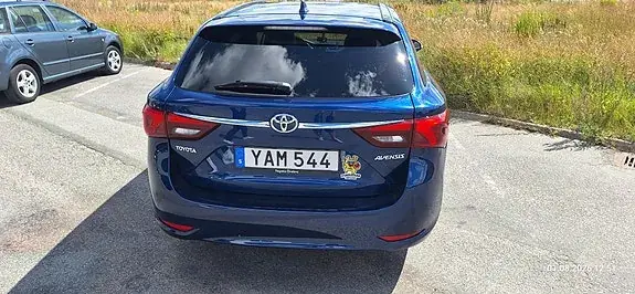 Toyota Avensis 2016 photo 3