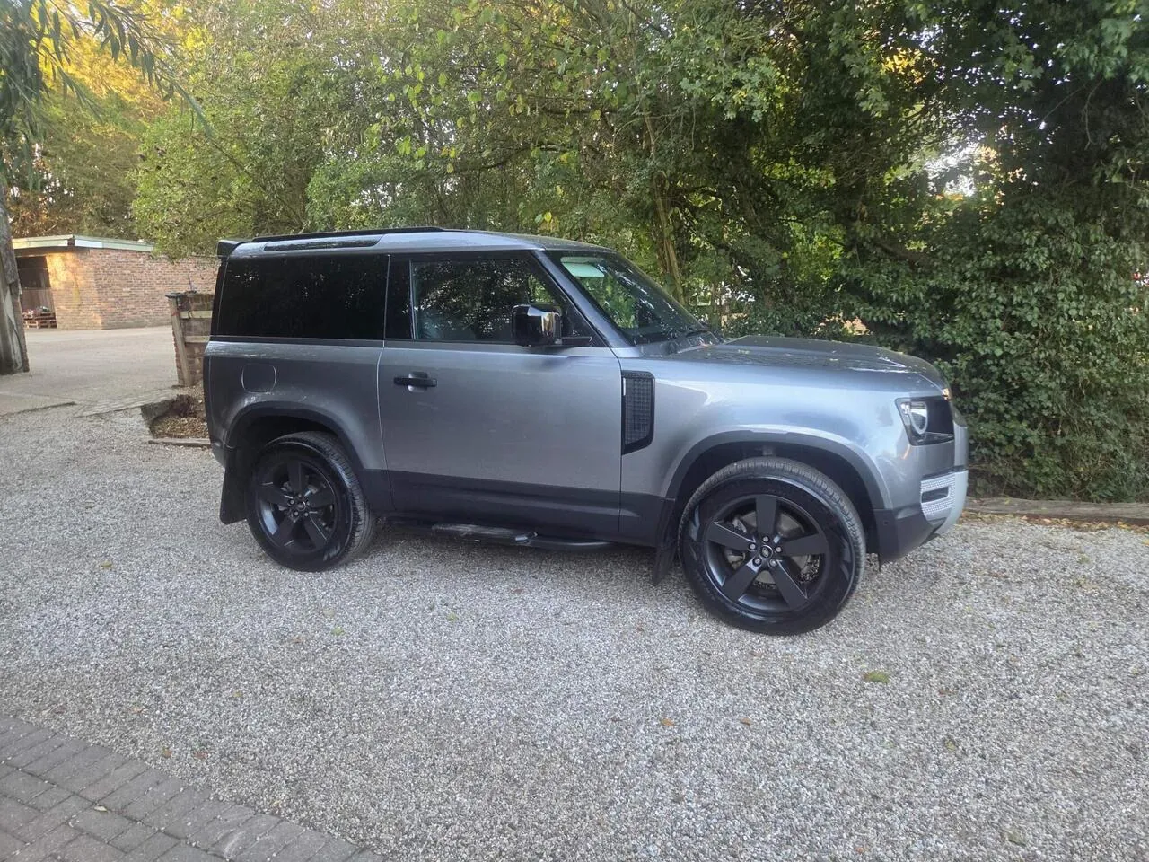 Land Rover Defender 90
