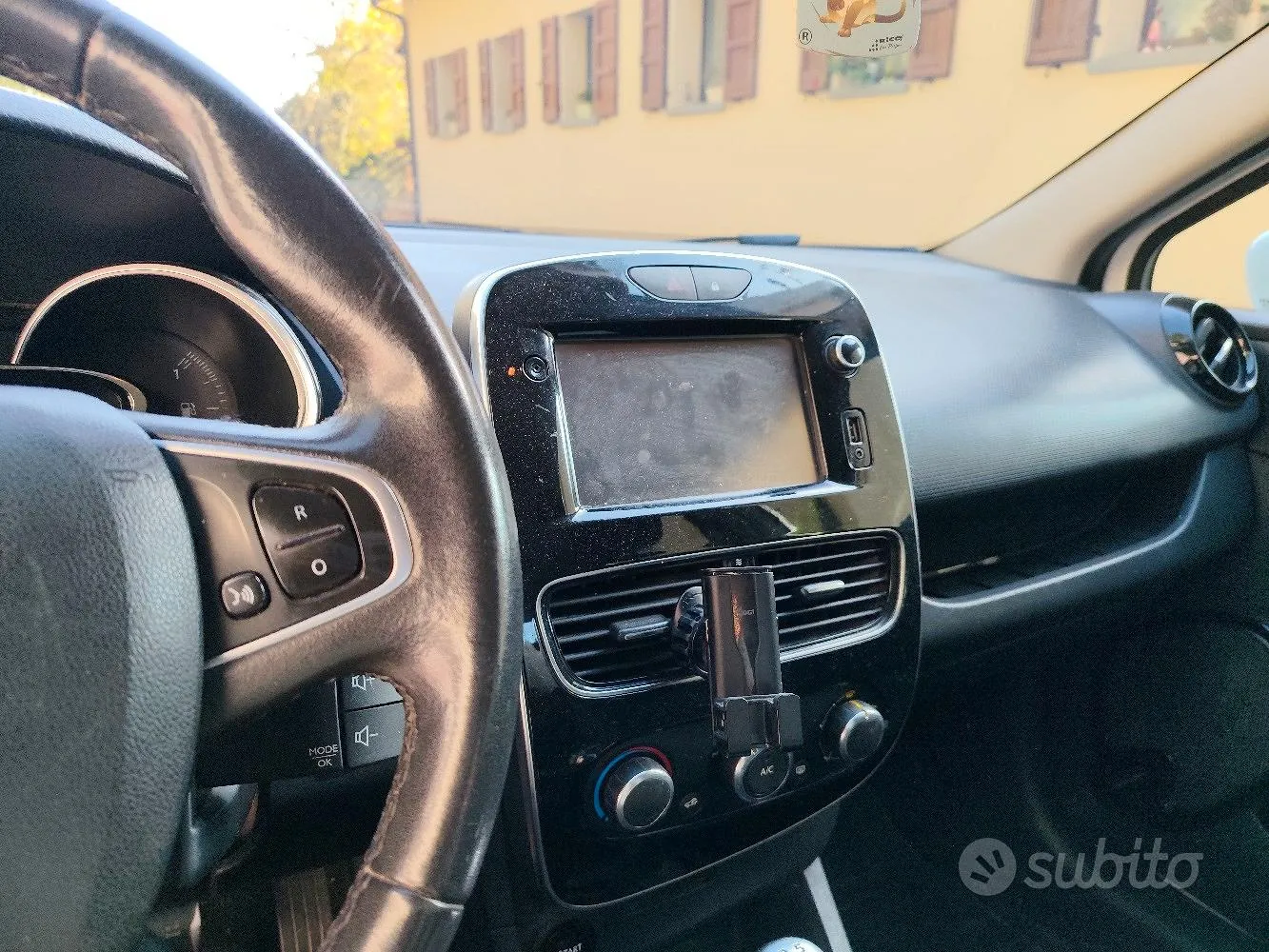 Renault Clio 2017 photo 4