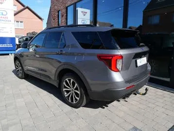 Ford Explorer 2024 photo 3