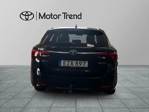 Toyota Avensis 2016 photo 5