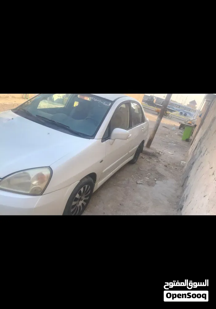Suzuki Liana 2005 photo 3