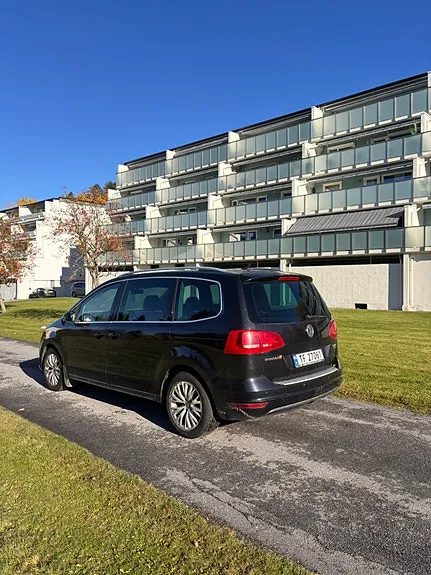 Volkswagen Sharan 2012 photo 4