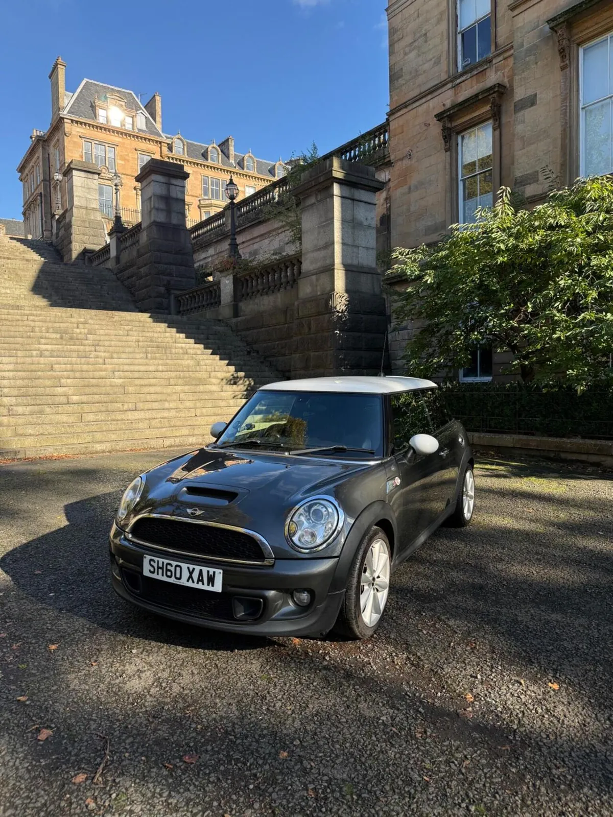 Mini Hatch 2010 photo 2