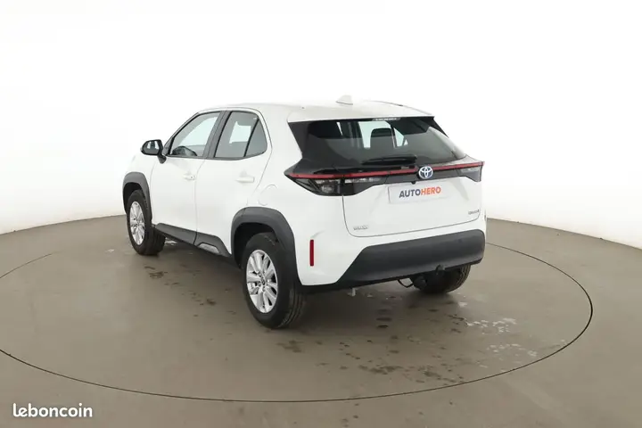 Toyota Yaris Cross 2022 photo 2