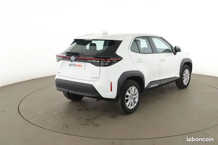 Toyota Yaris Cross 2022 photo 3