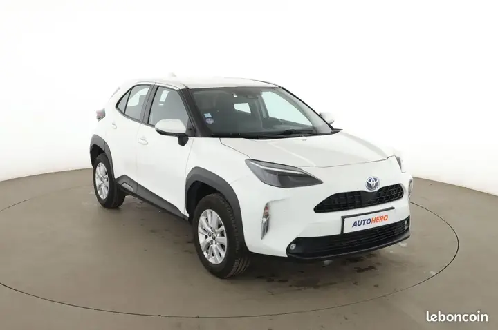 Toyota Yaris Cross 2022 photo 4