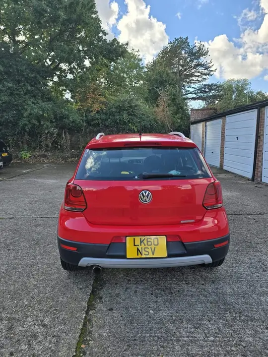 Volkswagen Polo 2011 photo 4