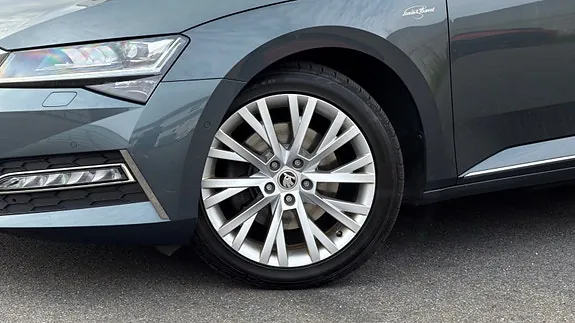 Skoda Superb 2020 photo 3
