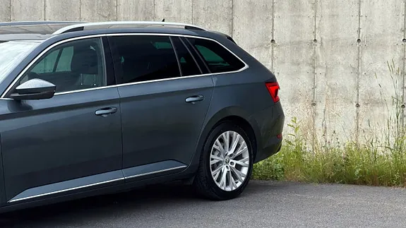 Skoda Superb 2020 photo 4