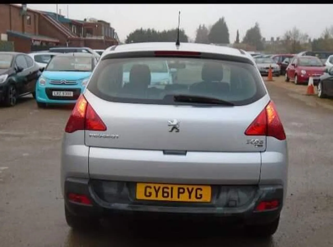 Peugeot 3008 2011 photo 3