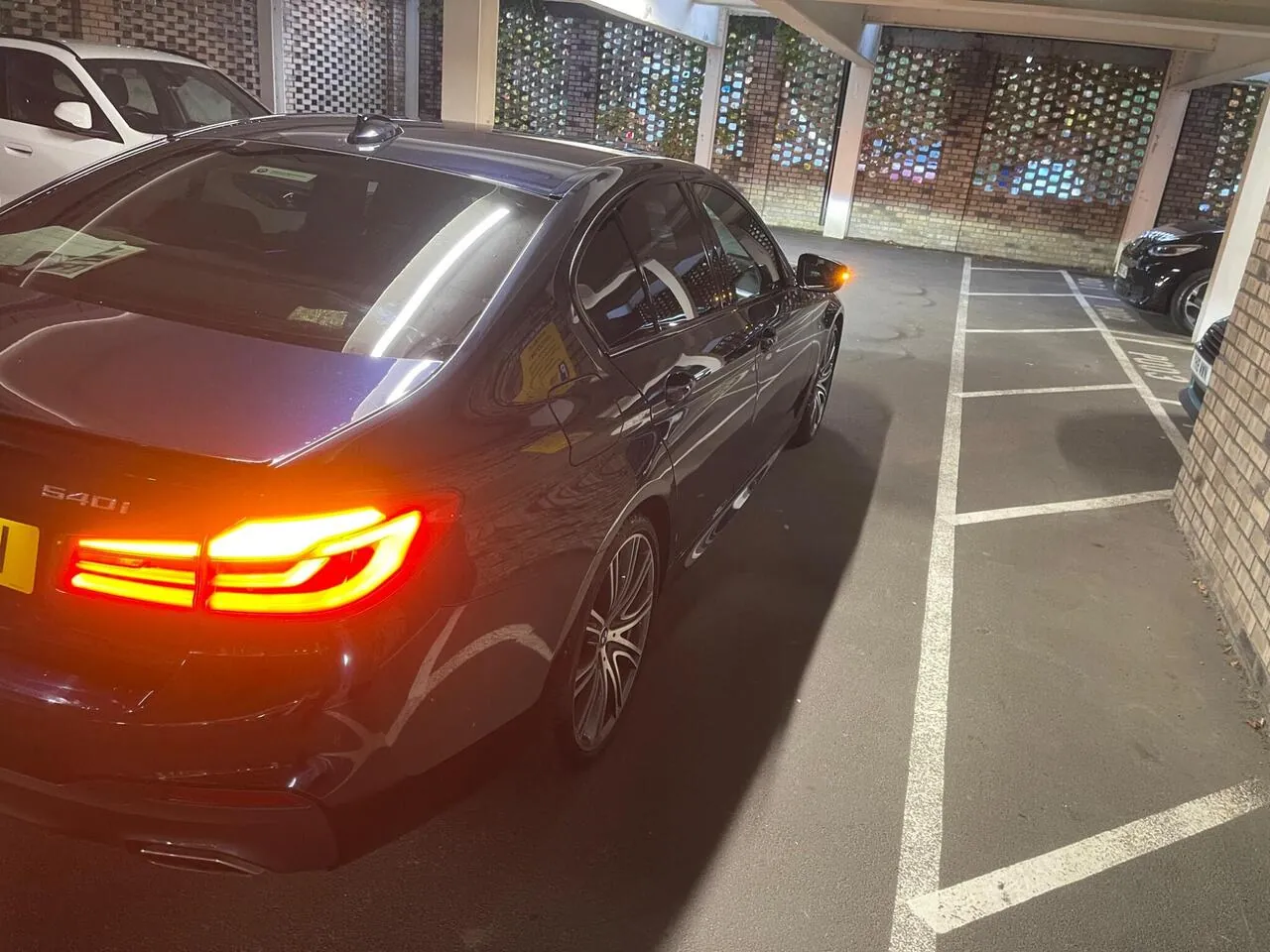 BMW 5 Series 2018 photo 5