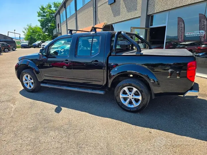 Nissan Navara 2015 photo 5