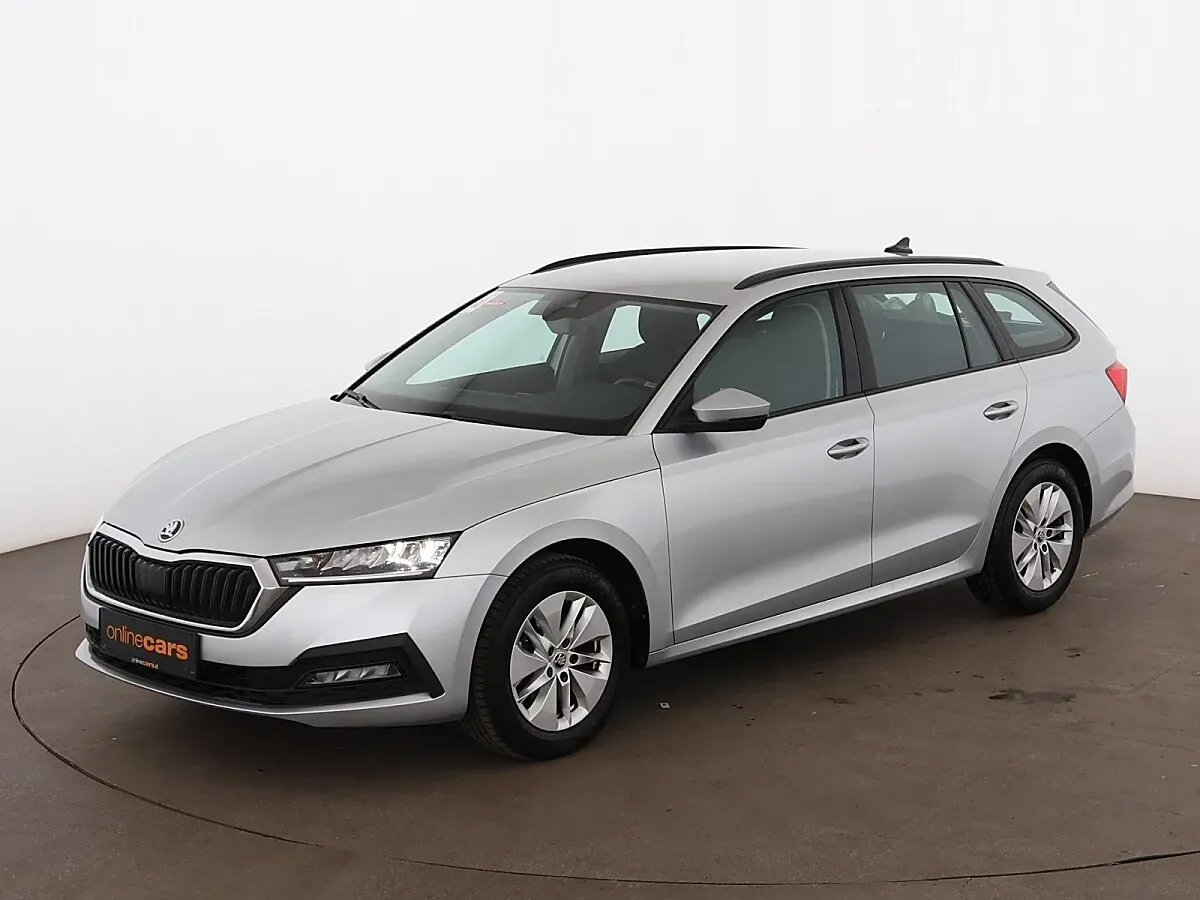 Skoda Octavia 2021 photo 2