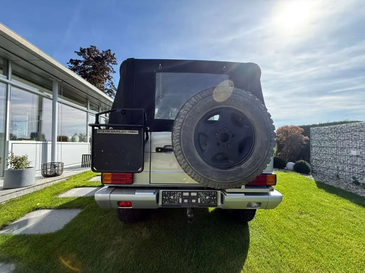 Mercedes-Benz G-Class 1980 photo 3