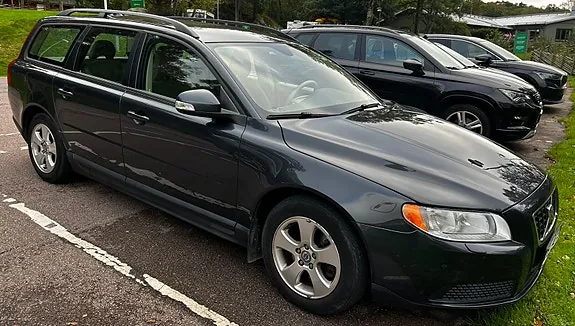Volvo V70 2009 photo 2
