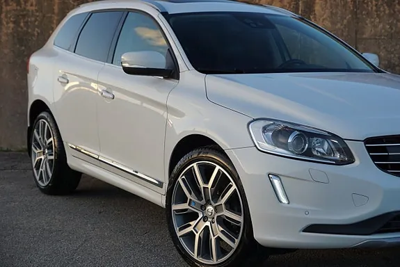 Volvo Xc60 2017 photo 2