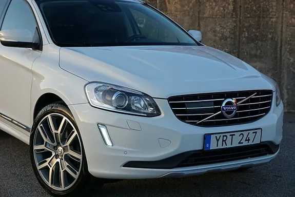 Volvo Xc60 2017 photo 3