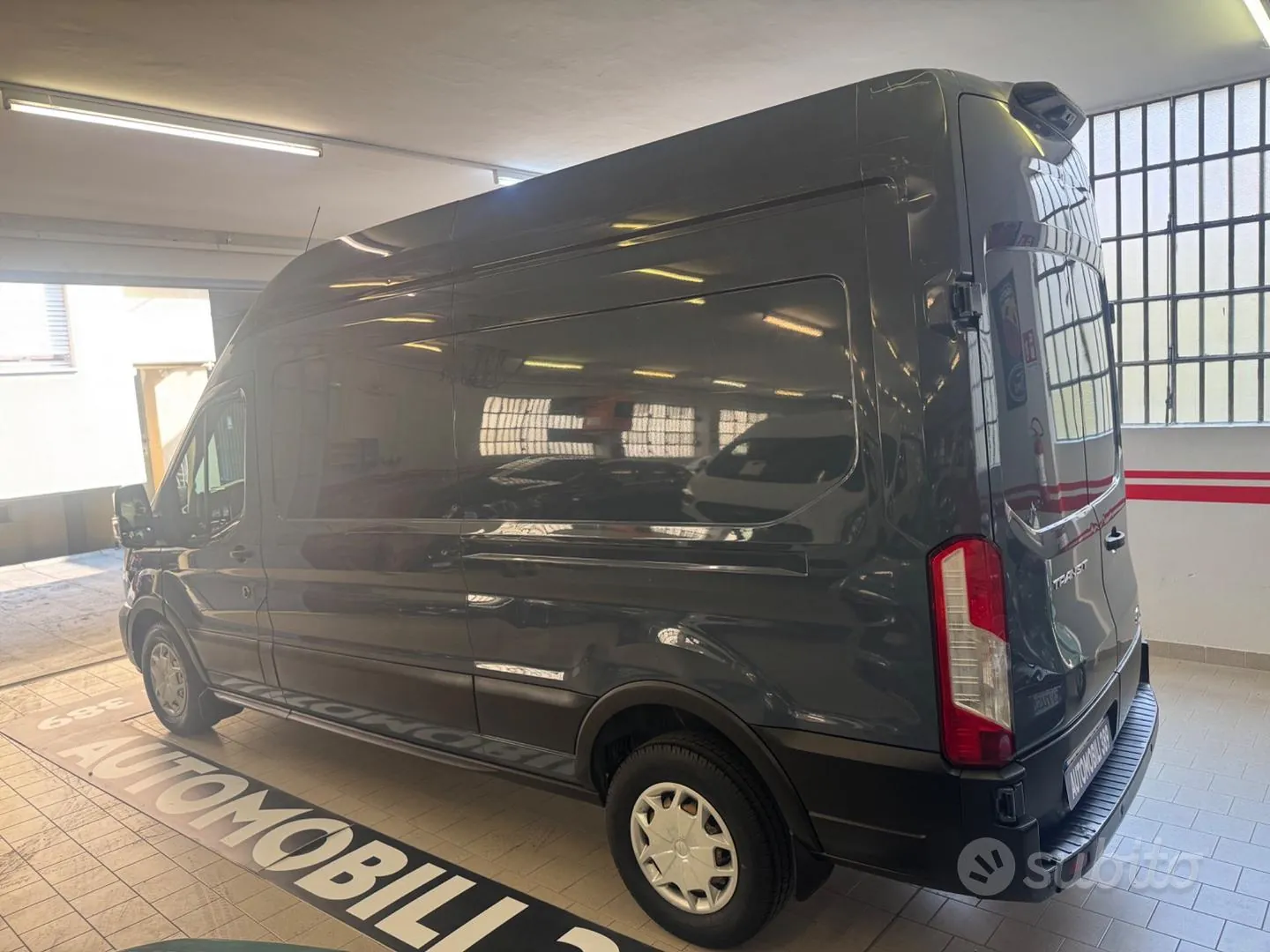 Ford Transit 2020 photo 2