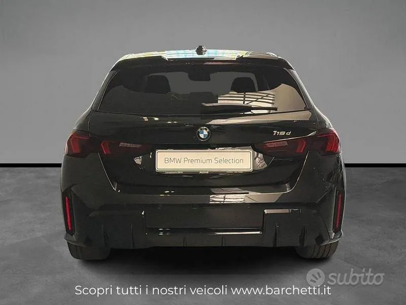 BMW 1 Series 2025 photo 2