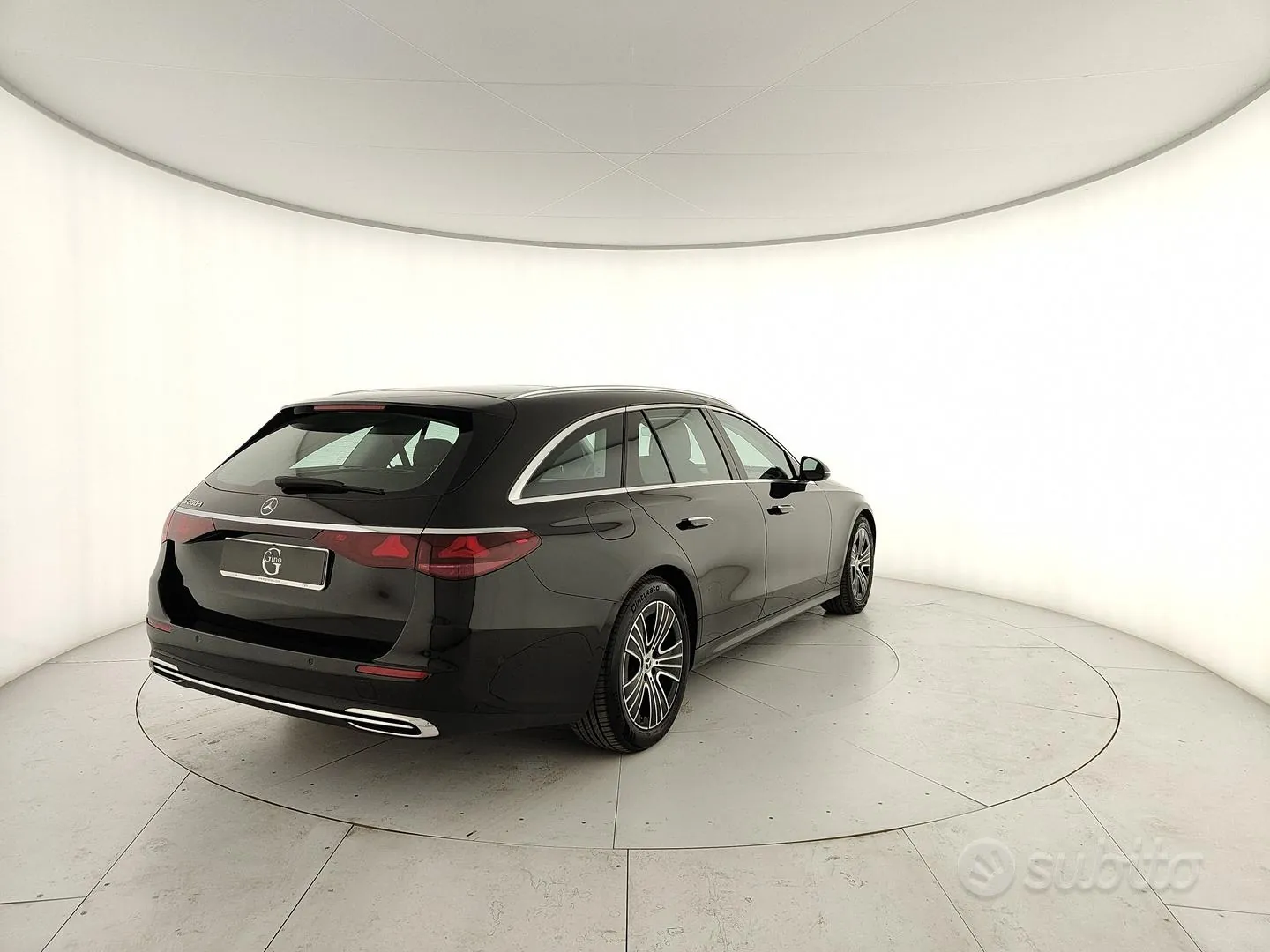 Mercedes-Benz E-Class 2025 photo 3