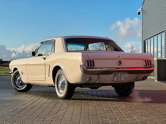 Ford Mustang 1964 photo 5
