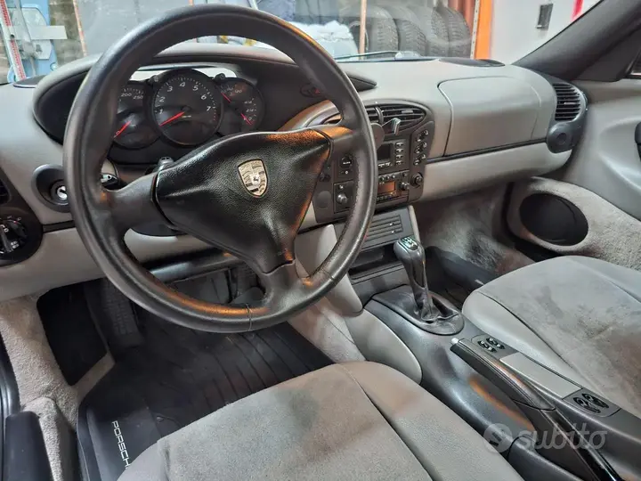 Porsche Boxster 2000 photo 2