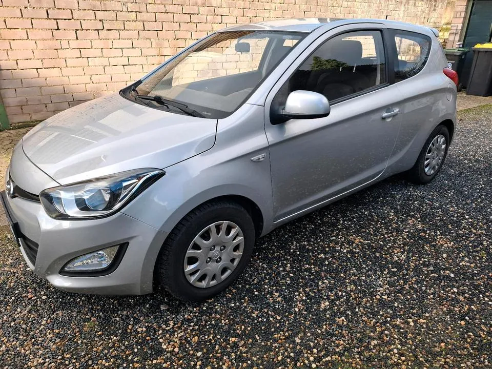Hyundai I20