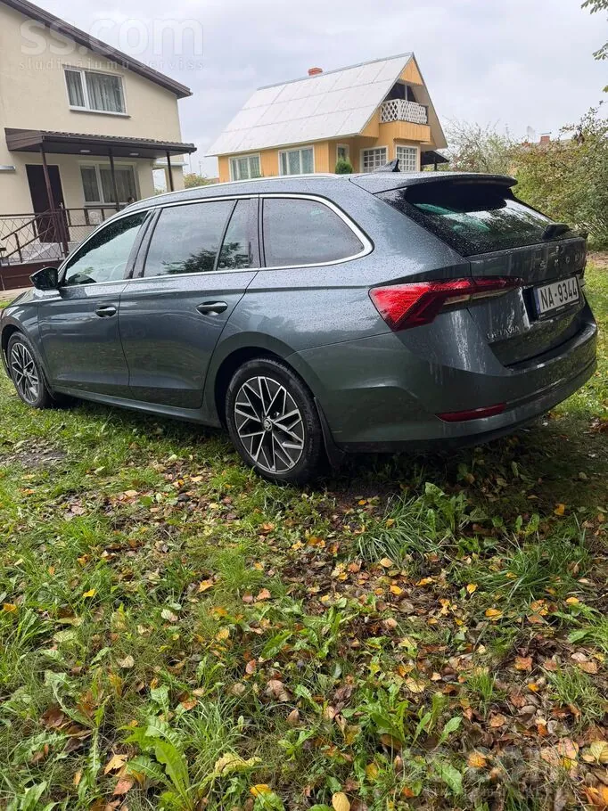 Skoda Octavia 2022 photo 2