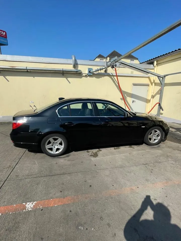BMW E60