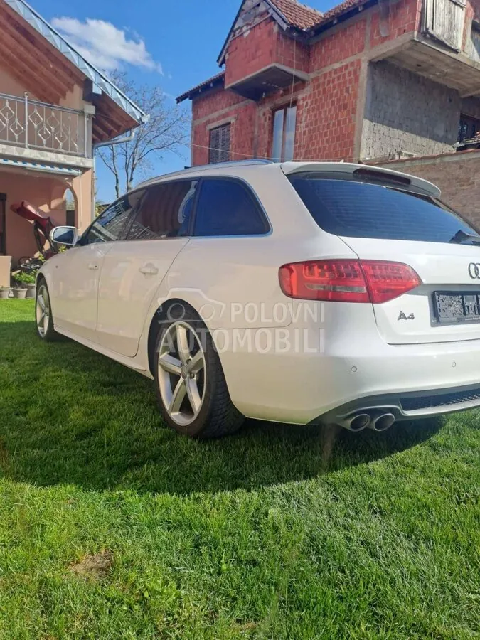 Audi A4 2012 photo 3