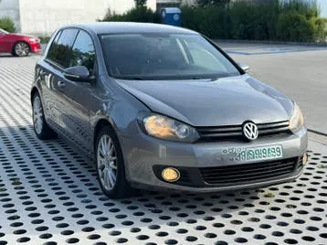 Volkswagen Golf 2010 photo 3