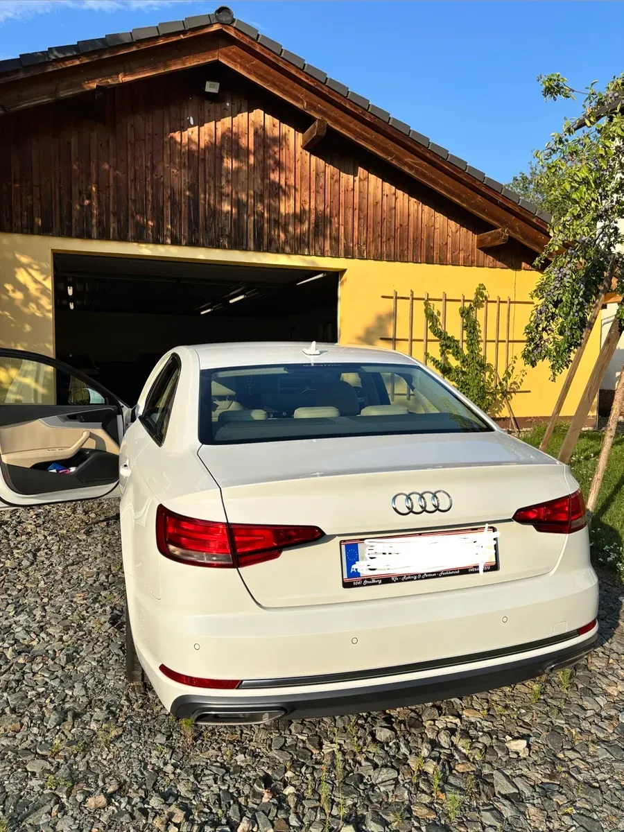 Audi A4 2019 photo 3