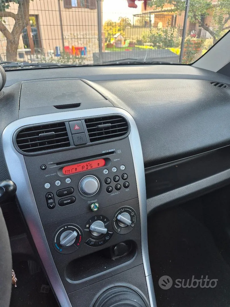 Opel Agila 2012 photo 2