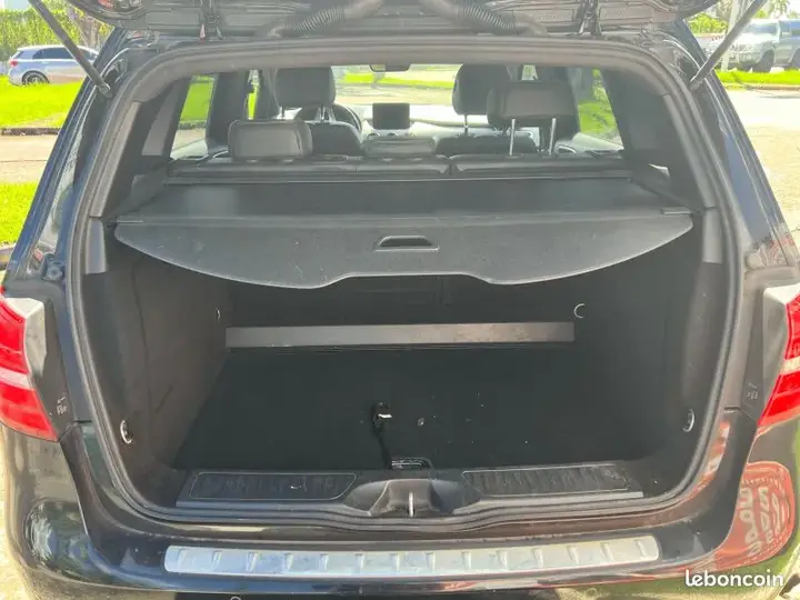 Mercedes-Benz B-Class 2017 photo 4