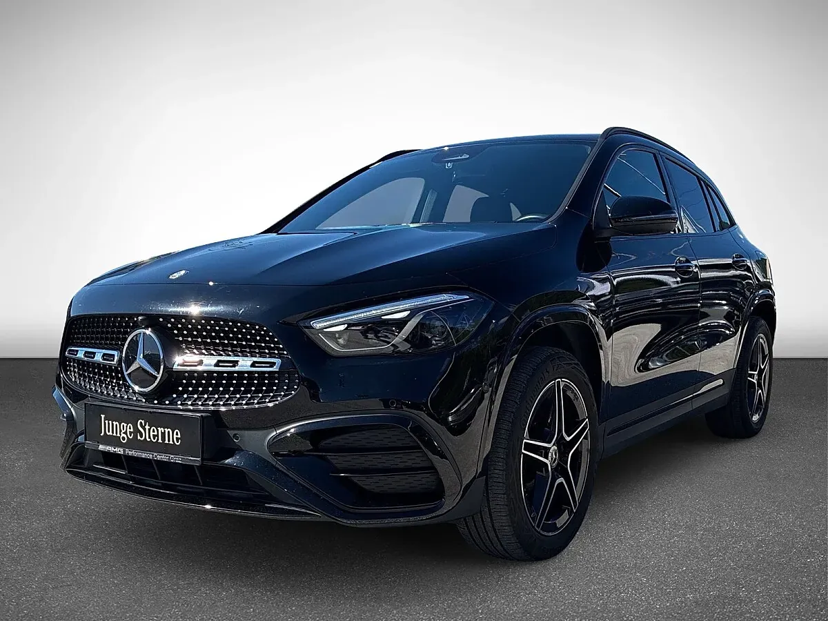 Mercedes-Benz Gla Class 2024 photo 2
