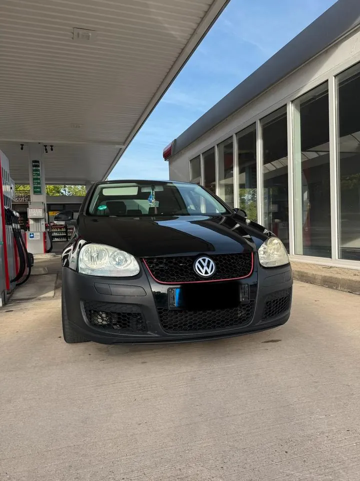 Volkswagen Golf V