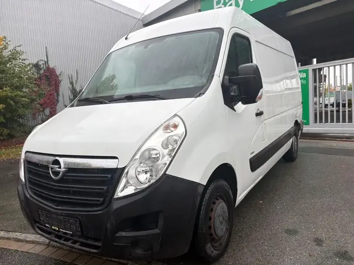 Opel Movano