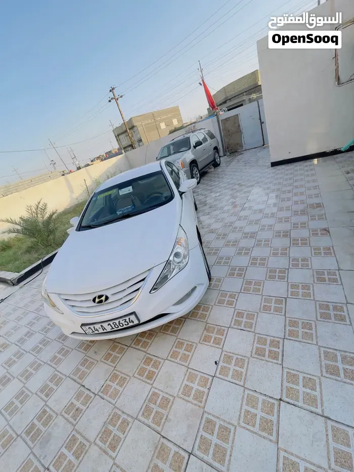 Hyundai Sonata 2012 photo 2