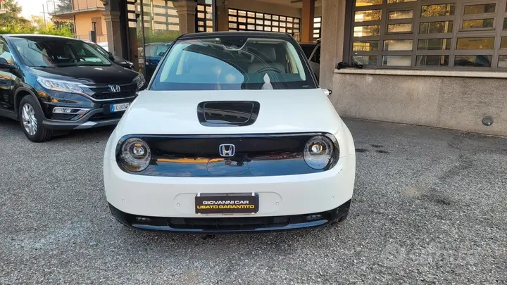 Honda E