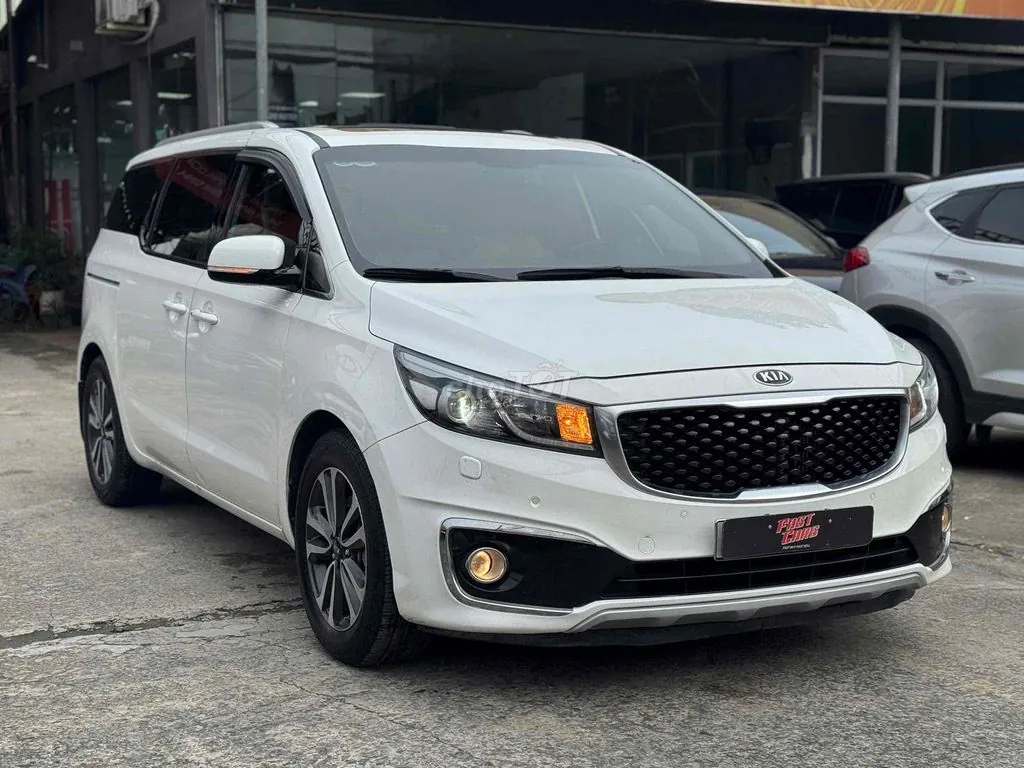 Kia Sedona 2017 photo 4