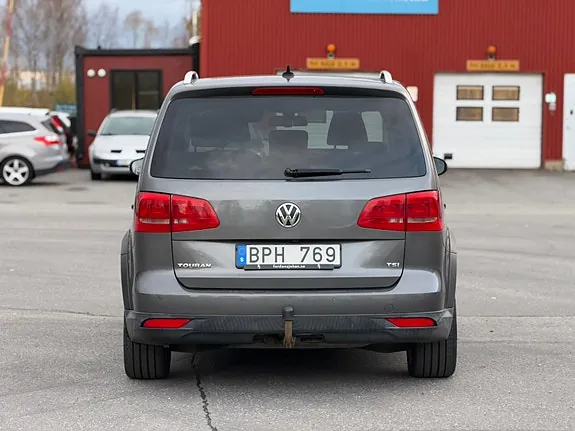 Volkswagen Touran Cross 2012 photo 3