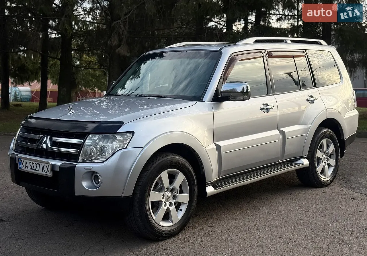 Mitsubishi Pajero Wagon