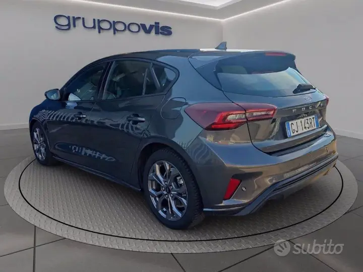 Ford Focus 2022 photo 3