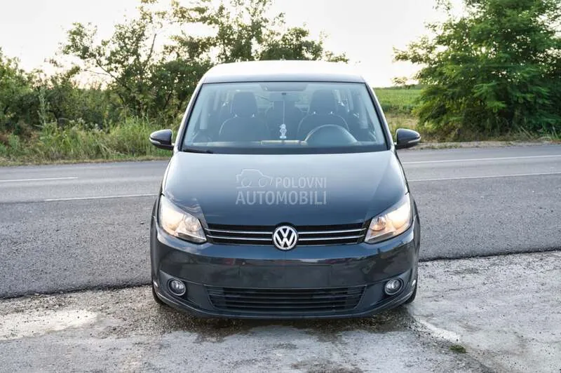 Volkswagen Touran 2014 photo 2